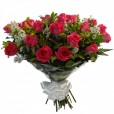 Buquê com 24 Rosas Cor Rosa (VERIFICAR DISPONIBILIDADE DE TONS DE Rosas/Rosa)
